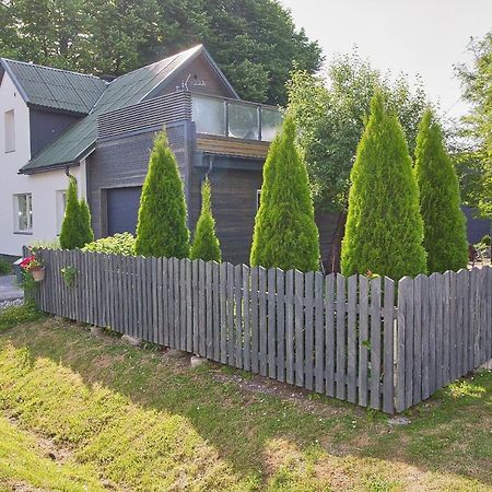 Apartment With Private Garden And Large Balcony Parnu Exterior photo